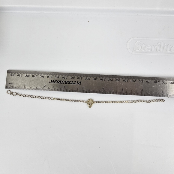 Vintage Unsigned Costume Silver Tone White Rhinestone Bracelet - Picture 2 of 7